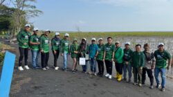 Papan Edukasi Larangan Penebangan Mangrove Dipasang di Desa Dringu