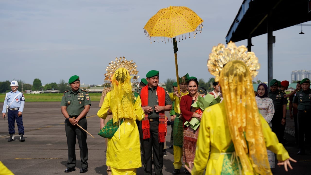 Kasad Rayakan Natal Bersama Prajurit dan PNS Kodam I/BB serta Resmikan Renovasi Panti Asuhan Bait Allah