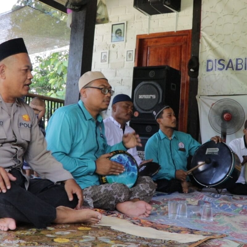 Inspiratif, Anggota Polres Tuban Dirikan Sanggar Bagi Penyandang Disabilitas