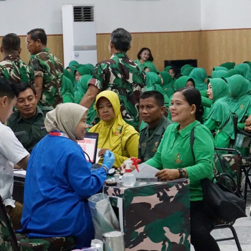 Aksi Kemanusiaan HUT ke-79 Persit KCK di Madiun