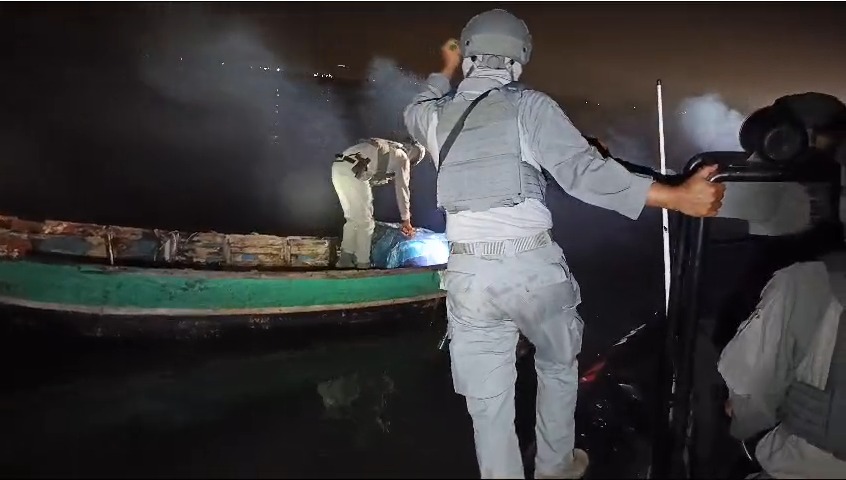 Bakamla RI Gagalkan Penyelundupan 60 Ribu Ekor Baby Lobster di Perairan Kepulauan Seribu