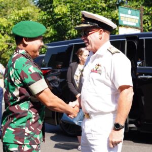 Kunjungan Delegasi Australian Defence College Ke Akademi Militer