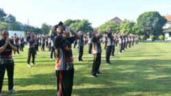 Ajak Bugar Anggota, Dandim Ponorogo Pimpin Olahraga Jalan Santai