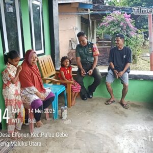 Babinsa Koramil 1512-03/Gebe Komsos, Ajak Para Orang Tua Perhatikan Pola Makan Anak-Anak