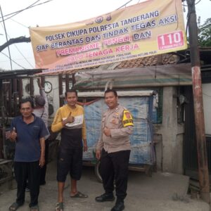 Polsek Cikupa Pasang Spanduk Berantas Premanisme di Empat Titik Rawan