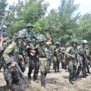 Taruna Akmil Tingkat II Sandang Brevet Pramuka Yudha Usai Tuntaskan Latihan Tempur