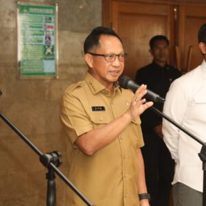 Mendagri Tito Tegaskan Kesiapannya Dukung Penyelenggaraan Sekolah Rakyat