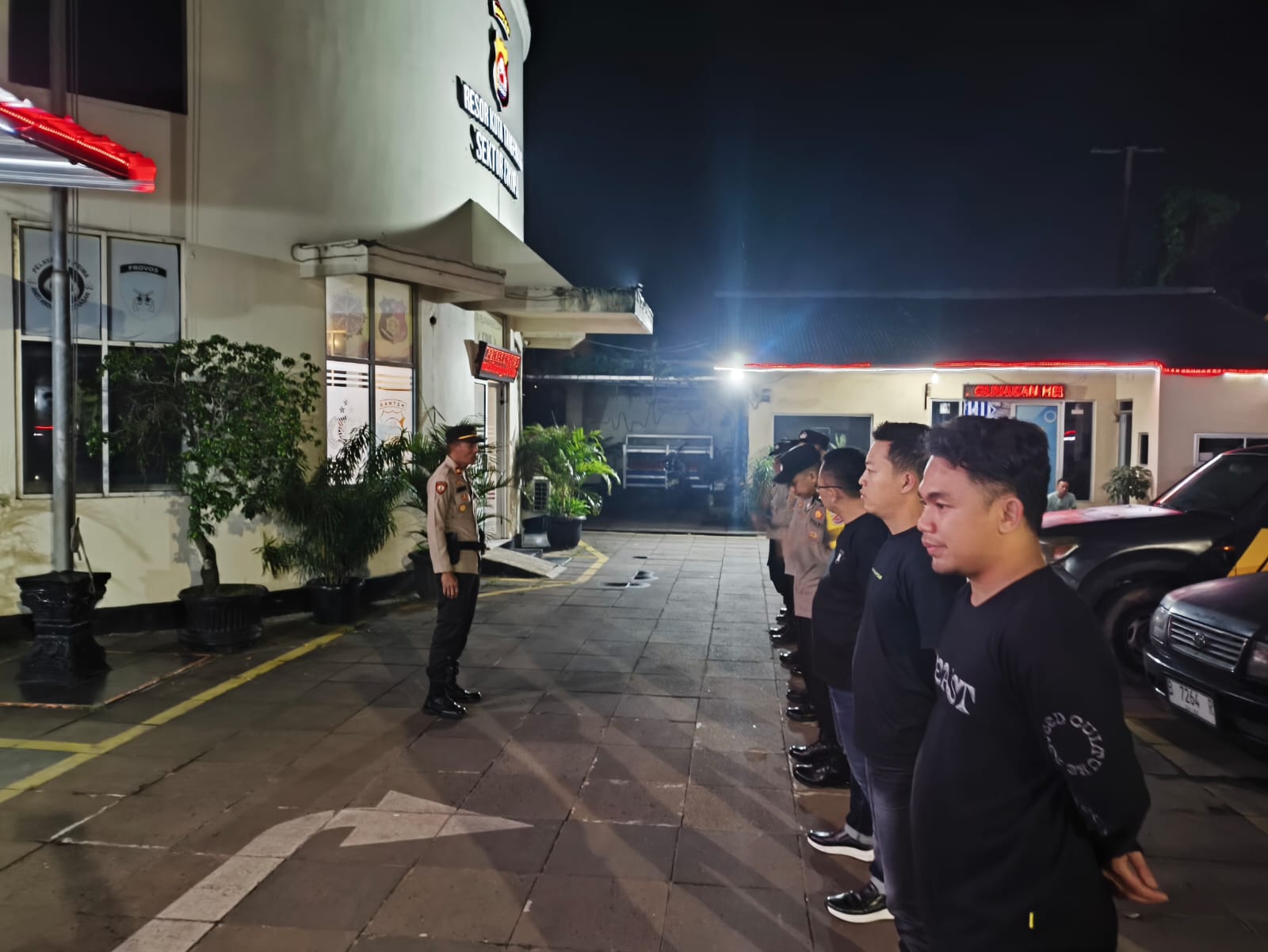 Polsek Cikupa Gelar Apel dan Patroli Malam, Antisipasi 3C, Geng Motor, dan Balap Liar