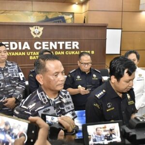 Kolaborasi TNI AL dan Bea Cukai Gagalkan Penyelundupan Rokok Ilegal di Batam