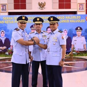 Danlanud Sultan Hasanuddin Hadiri Sertijab Danlanud  Haluoleo Di Koops Udara II