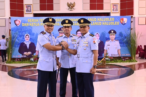 Danlanud Sultan Hasanuddin Hadiri Sertijab Danlanud Haluoleo Di Koops Udara II