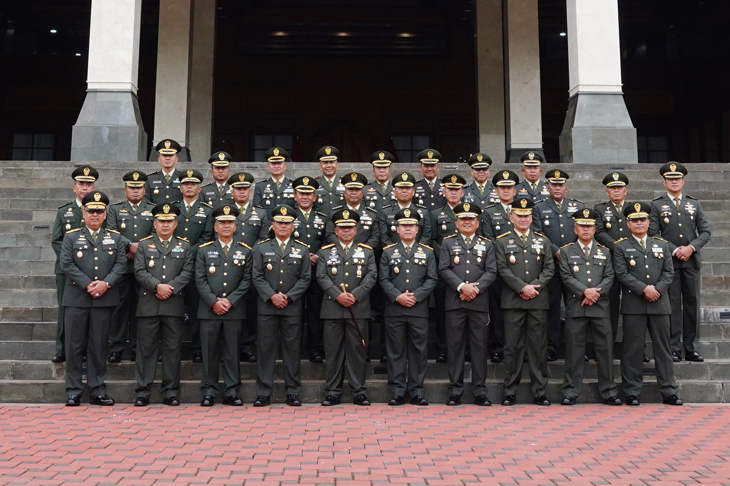 Gubernur Akmil Pimpin Upacara Peringatan Hari Lahir Pancasila 2025