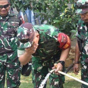 Air Mengalir Untuk Kehidupan. Satgas TMMD Kodim 1501/Ternate Berhasil Membuat Sumur Bor Air Bersih di Desa Guaria