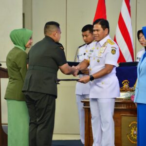 Pangkoarmada III Hadiri Penutupan Seskoal Angkatan ke-63: Cetak 142 Calon Pemimpin TNI-Polri