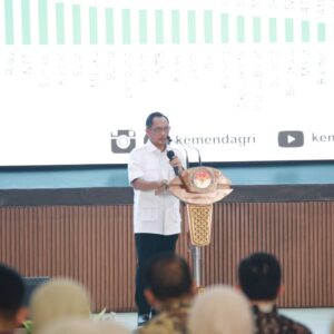 Mendagri Harap Lulusan IPDN Jadi Motor Perubahan bagi ASN Mendagri Harap Lulusan IPDN Jadi Motor Perubahan bagi ASN