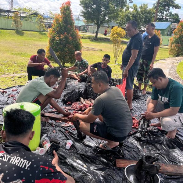 Tingkatkan Keimanan dan Ketaqwaan, Kodim 1710/Mimika Gelar Sholat Idul Adha 1446 H dan Dilanjutkan Pemotongan Hewan Qurban