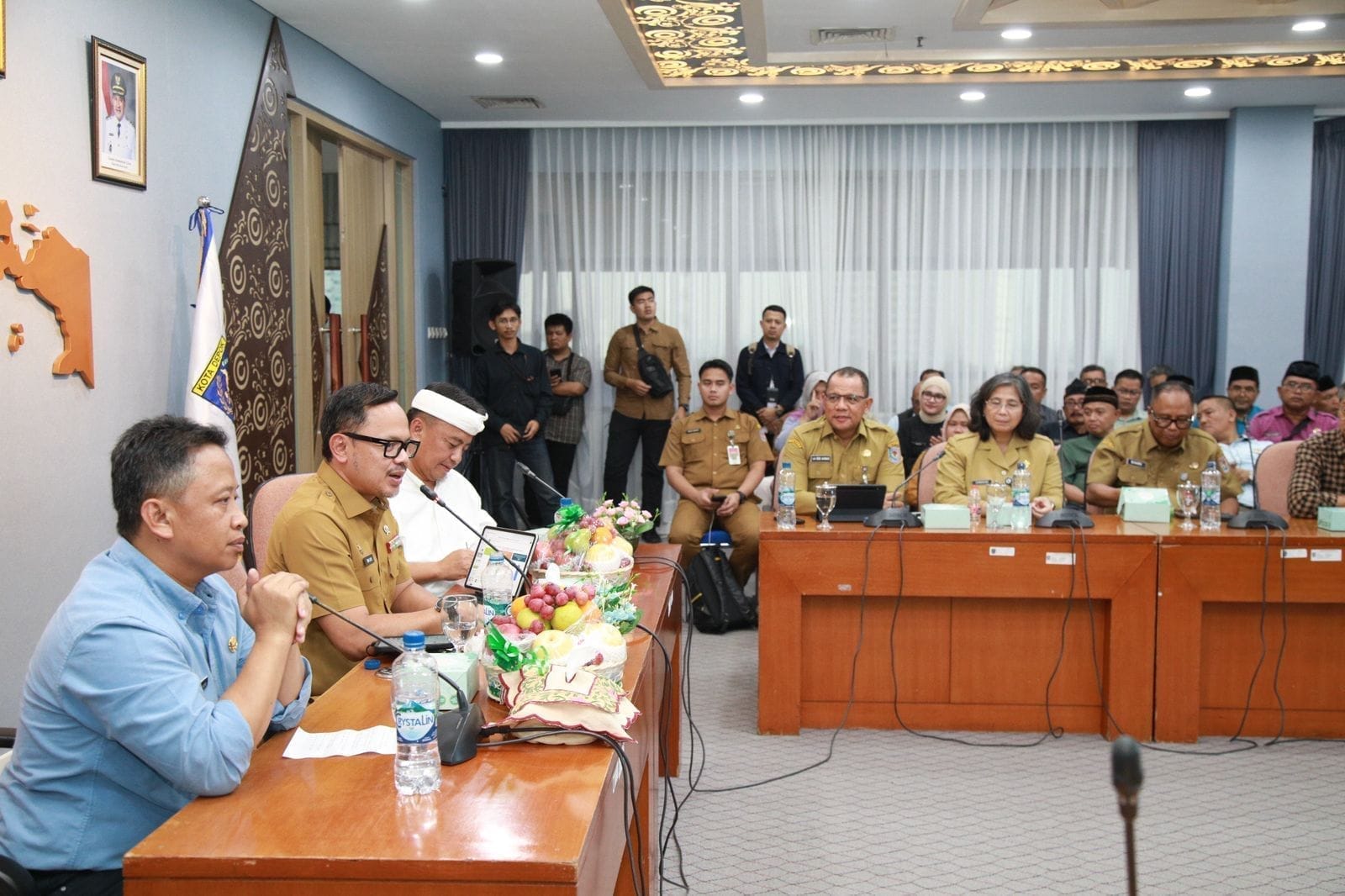 Wamendagri Bima Arya Ingatkan Pemkot Depok Pentingnya Konsep Usaha Kopdeskel Merah Putih