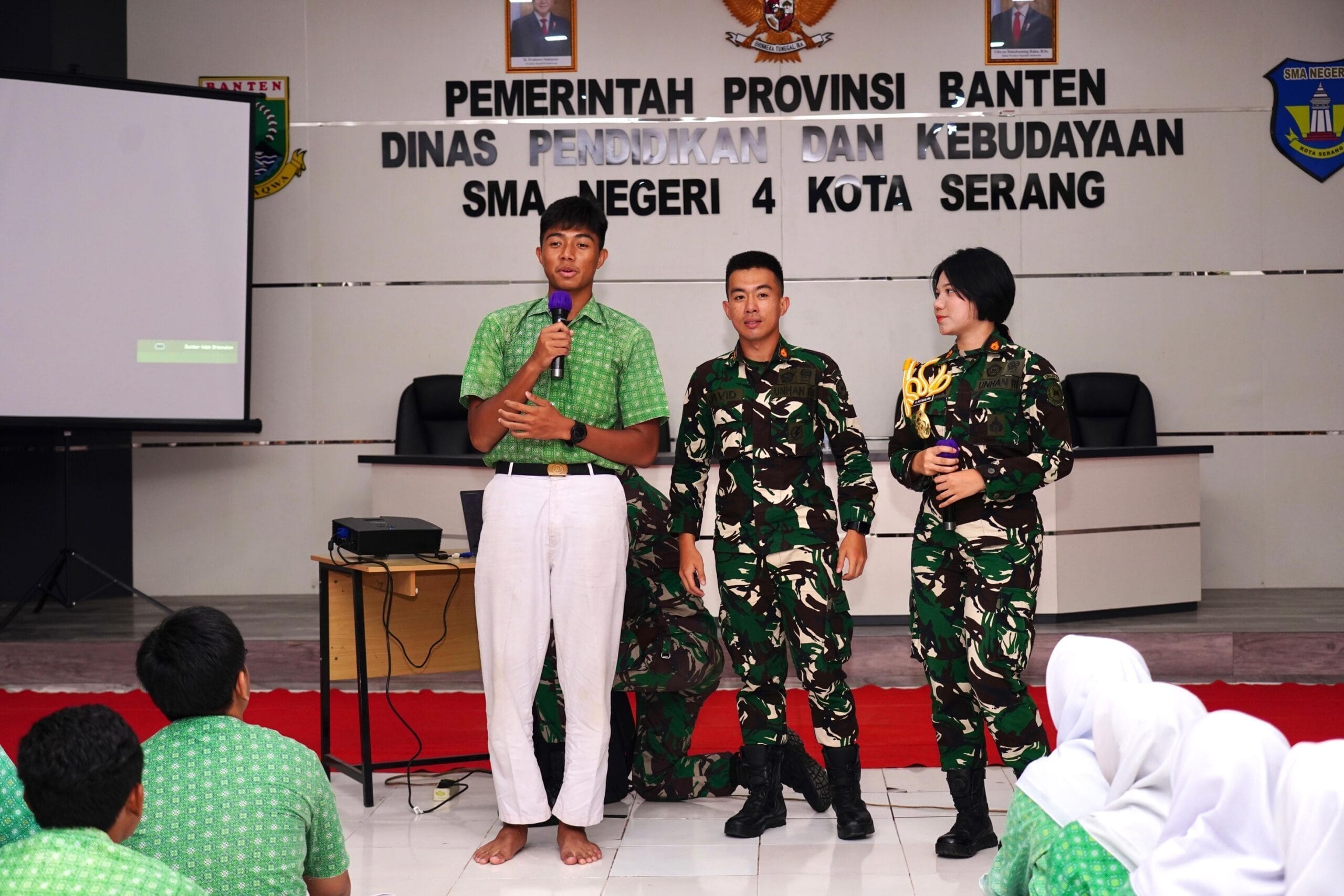Gubernur Akmil Kunjungi Taruna dan Tinjau Proyek Desalinasi di Latsitarda Nusantara XLV/2025
