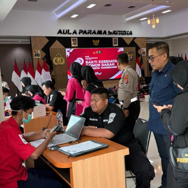 Donor Darah Warnai Hari Bhayangkara ke-79 di Polresta Tangerang