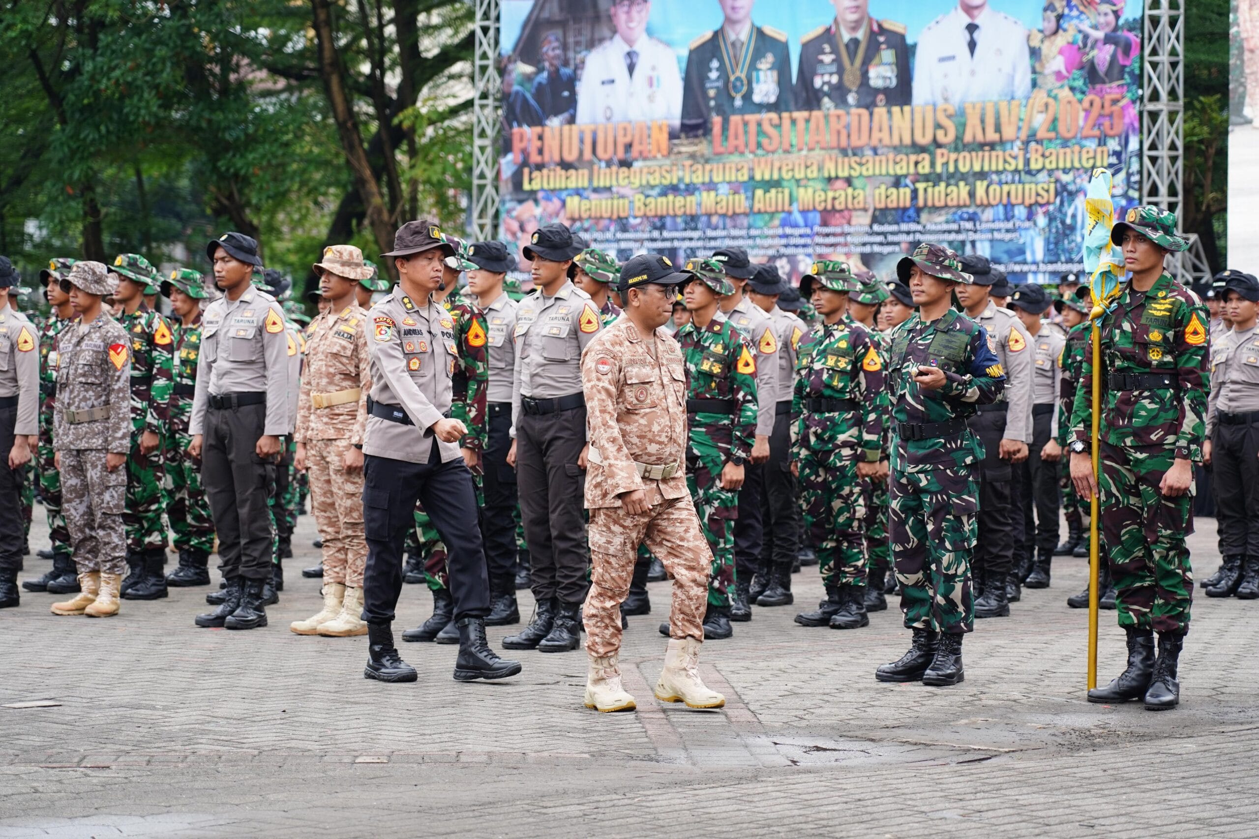 Gubernur Akmil Hadiri Penutupan Latsitardanus XLV di Banten