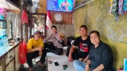 Warung Bhabin dan Sosialisasi 110, Bripka Ristyanto Pererat Kedekatan Polri dengan Warga Cibadak