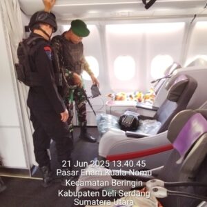 TNI Pastikan Keamanan Ancaman Bom di Saudia Arabia Airlines SV5688, Pesawat Kembali Lanjutkan Penerbangan Menuju Surabaya Dengan Aman TNI Pastikan Keamanan Ancaman Bom di Saudia Arabia Airlines SV5688, Pesawat Kembali Lanjutkan Penerbangan Menuju Surabaya Dengan Aman