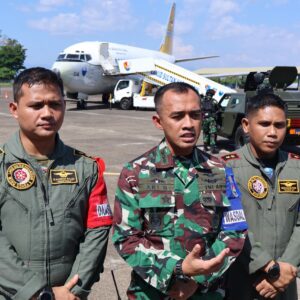 Dua Jet Tempur Sukhoi SU-27/30 Lanud Sultan Hasanuddin, Paksa Mendarat Pesawsat Asing Dua Jet Tempur Sukhoi SU-27/30 Lanud Sultan Hasanuddin, Paksa Mendarat Pesawsat Asing