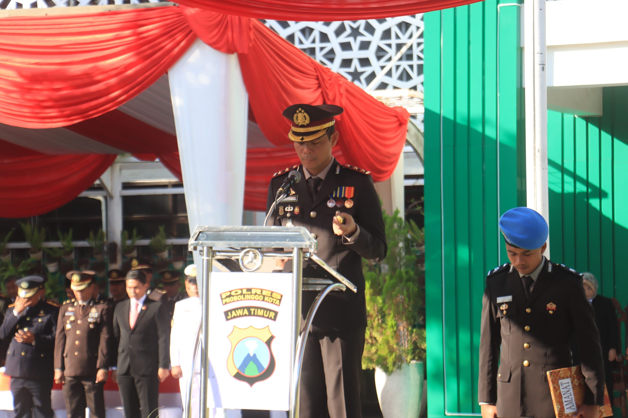 Pimpin Upacara Hari Bhayangkara ke 79 di Kota Probolinggo, Ini Kata Kapolres