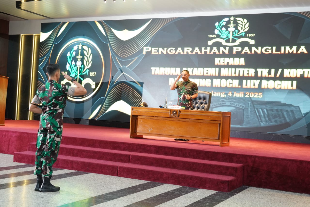 Panglima TNI Berikan Pengarahan kepada Taruna Tingkat I Akademi Militer