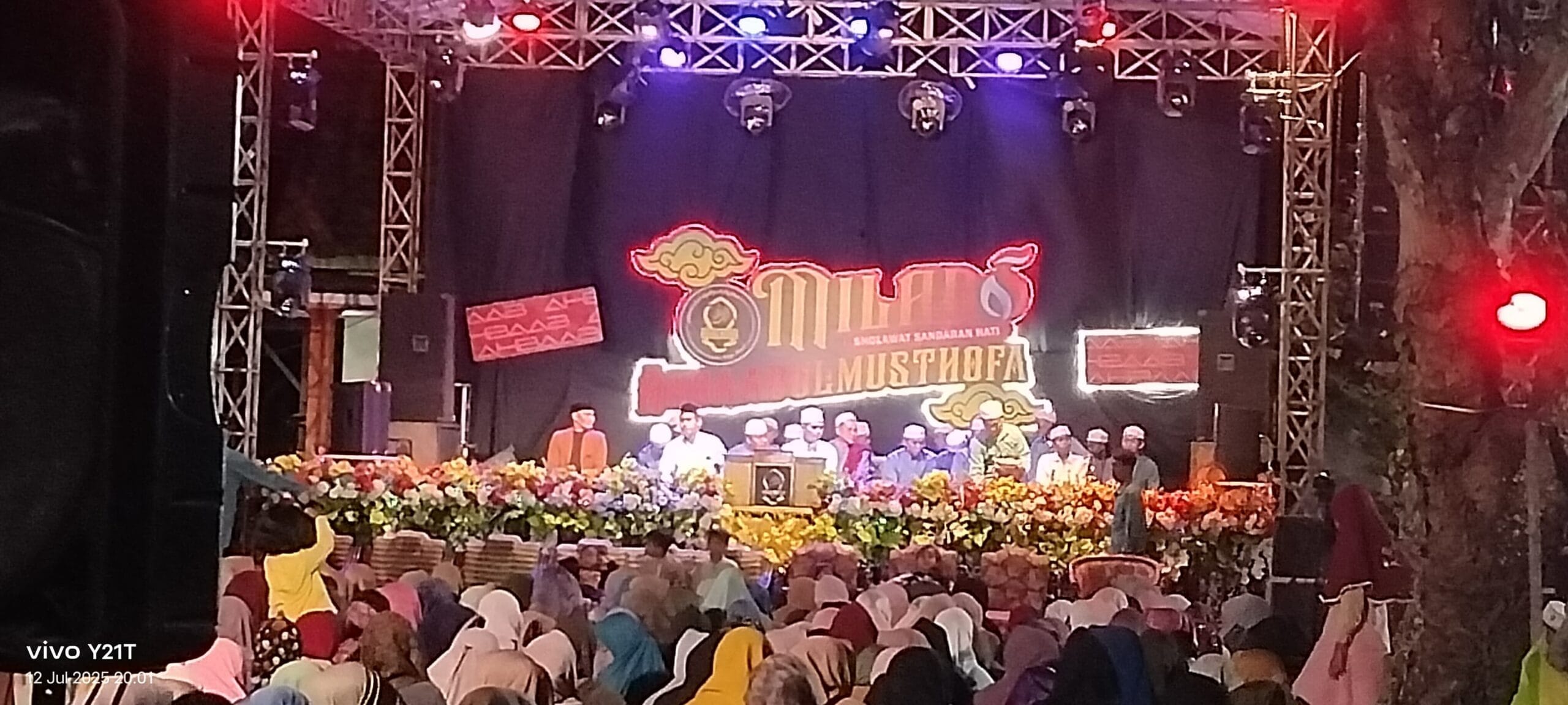Milad Ke-5 Majelis Ahbaabul Musthofa Sandaran Hati Berlangsung Meriah di Ponpes Al Hidayah Kerpangan