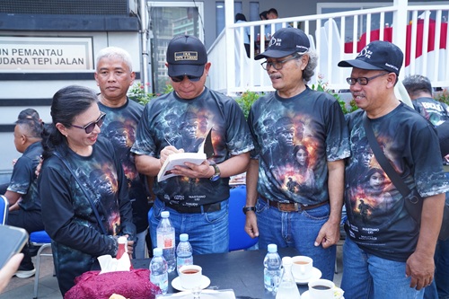 Panglima TNI dan Ratusan Sahabat Lama Berbagi di CFD dan Nobar Film “Believe”