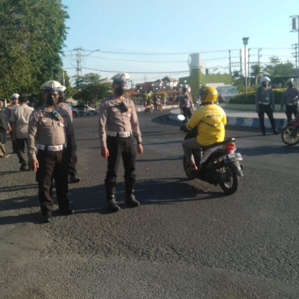 Puluhan Pelanggar Terjaring di Hari Kesembilan Operasi Patuh Semeru 2025 di Probolinggo