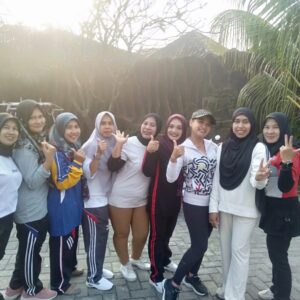 Senam Bersama dan Lomba Mewarnai Dapatkan Sehatnya, Dapatkan Hadiahnya Meriahkan Randupadangan Senam Bersama dan Lomba Mewarnai Dapatkan Sehatnya, Dapatkan Hadiahnya Meriahkan Randupadangan