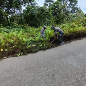 Satgas Pamtas RI-PNG Yonif 126/KC Gelar Karya Bakti Merah Putih Bersama Warga Kampung Ninati Satgas Pamtas RI-PNG Yonif 126/KC Gelar Karya Bakti Merah Putih Bersama Warga Kampung Ninati