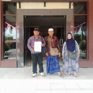Sri Agustina selaku pelapor Ksu Cakrawala Paiton dipanggil untuk menjalani pemeriksaan oleh Unit Tipidter (Tindak Pidana Tertentu) Polres Probolinggo