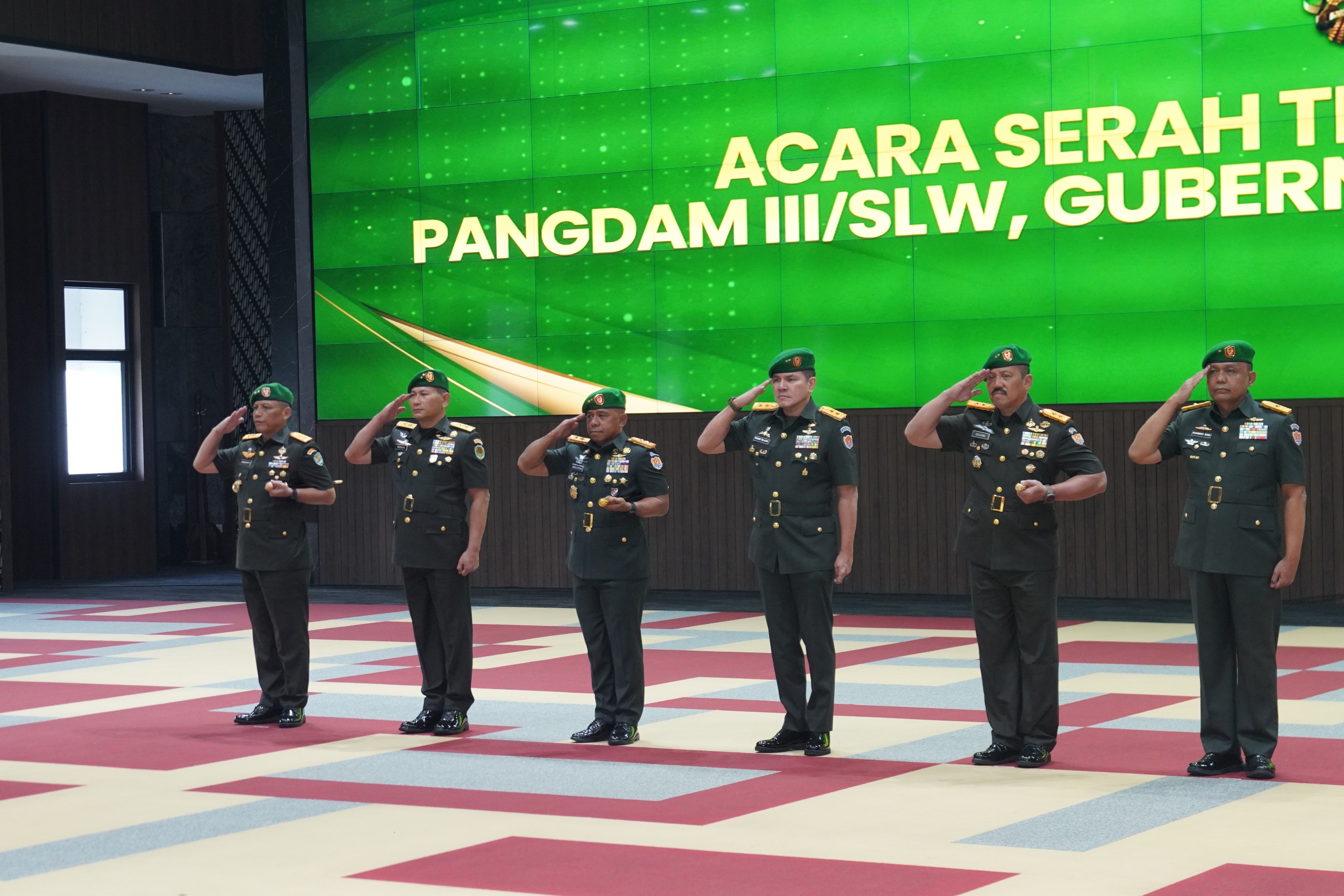 Kasad Pimpin Sertijab Gubernur Akmil