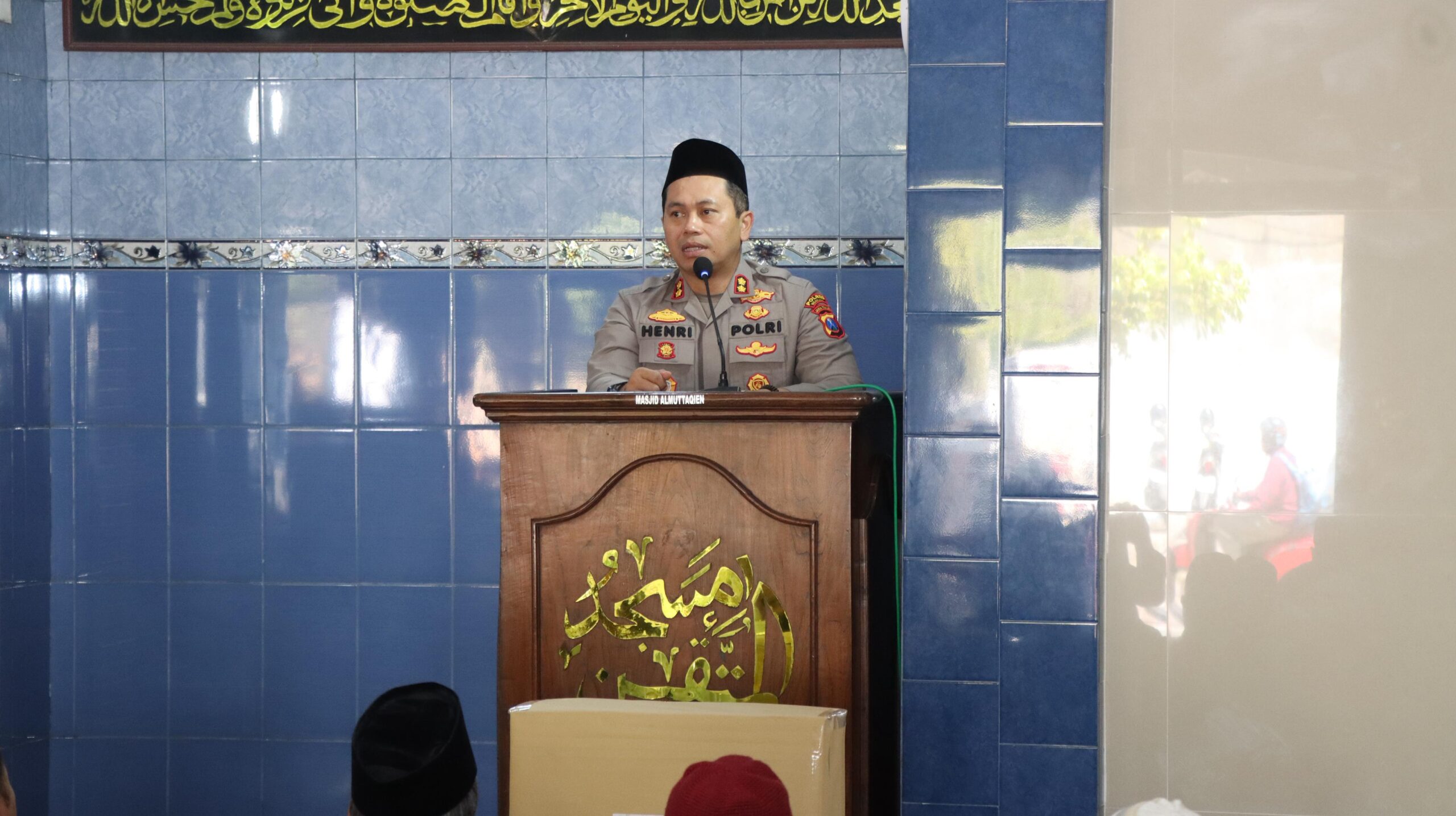 Kapolres Nganjuk Safari Jumat di Masjid Al-Muttaqien, Sosialisasikan Layanan Hotline dan Lapor Kapolres