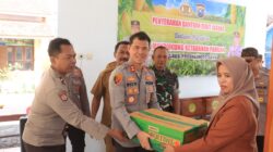 Kapolres Berikan Bantuan Bibit Jagung di 2 Desa Yang Terletak di Kecamatan Tongas dan Sumberasih