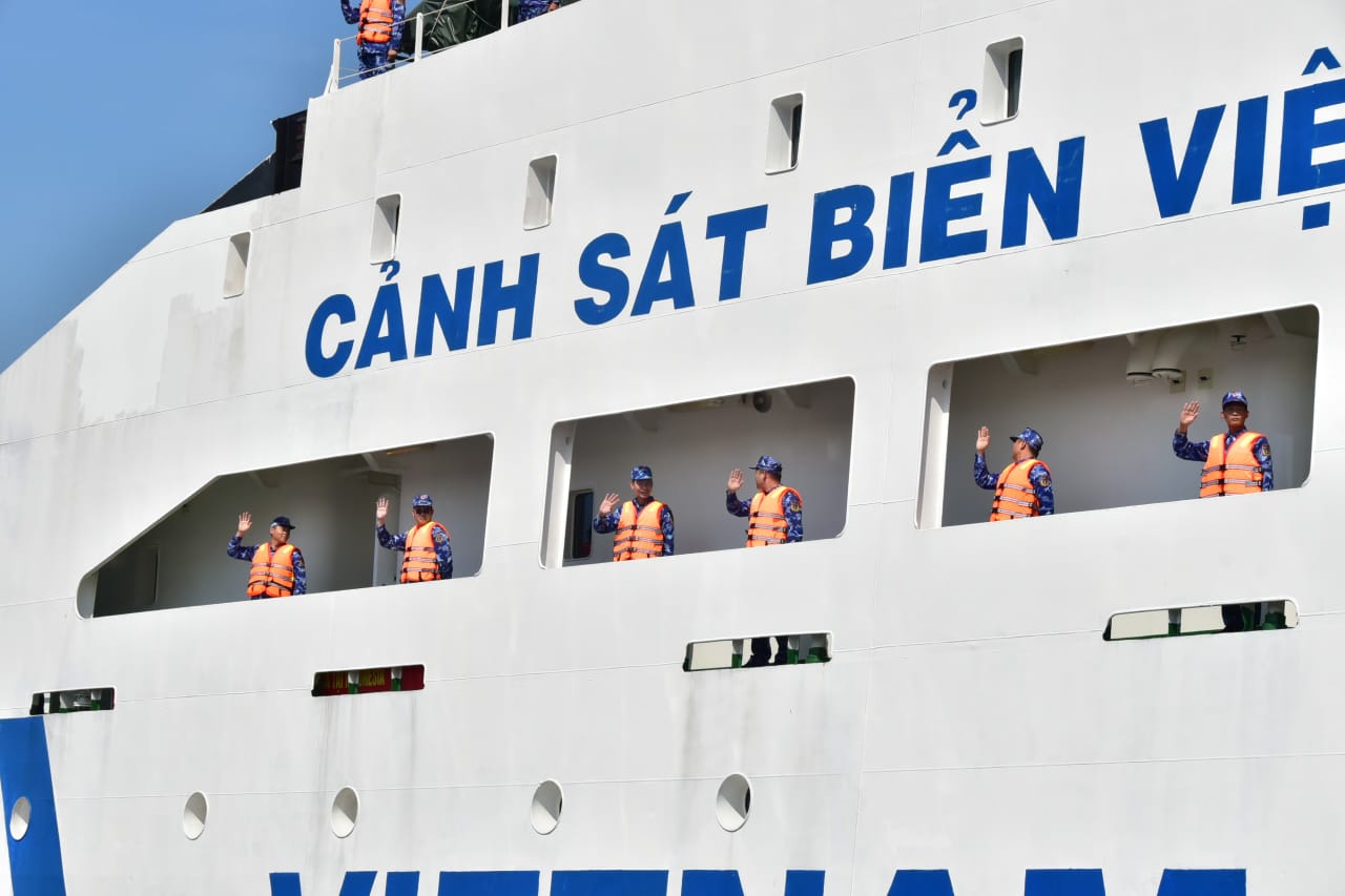 Bakamla RI Lepas Kepulangan Vietnam Coast Guard Bakamla RI Lepas Kepulangan Vietnam Coast Guard