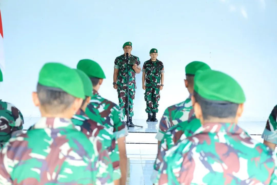 Perpisahan Penuh Haru, Dandim 1505/Tidore Pimpin Tradisi Purna Bhakti dan Korps Raport Pindah Satuan Perpisahan Penuh Haru, Dandim 1505/Tidore Pimpin Tradisi Purna Bhakti dan Korps Raport Pindah Satuan