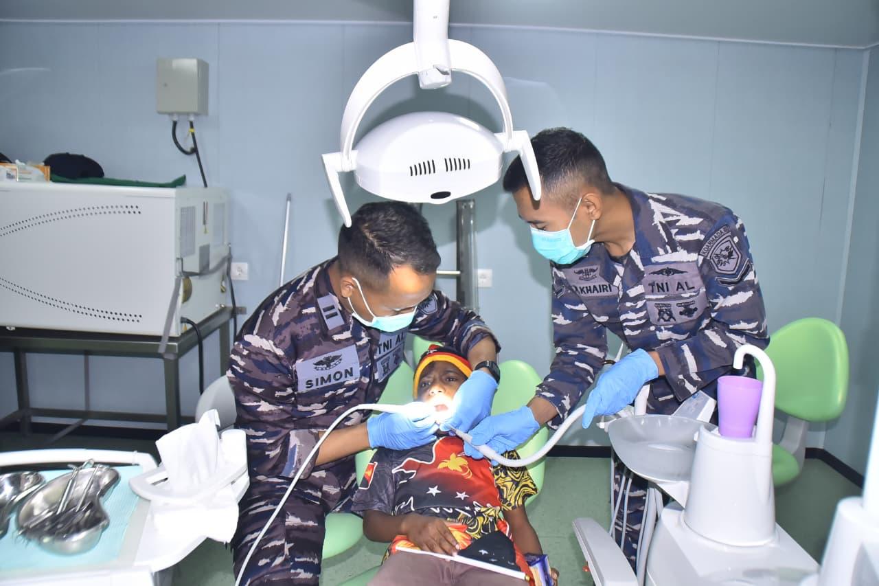 Satgas Port Visit Gelar Bakti kesehatan untuk Masyarakat Papua Nugini