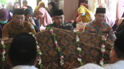 Bersama Forkopimda, Kapolres Laksanakan Takziah Kepada Almarhum Mantan Walikota Probolinggo
