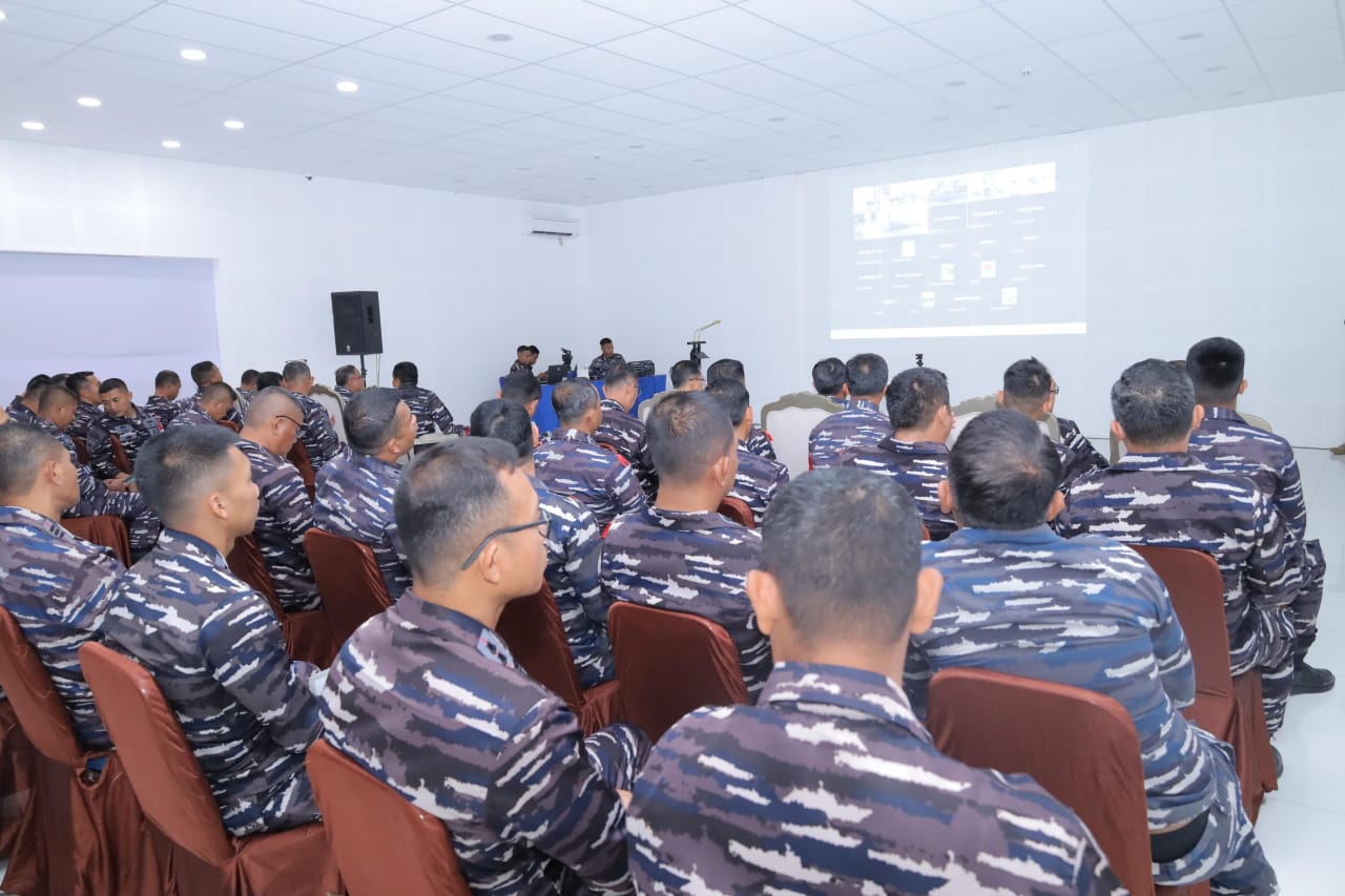 Pangkoarmada III Mengikuti Pembukaan Latihan Puncak Armada Jaya XLIII Tahun 2025