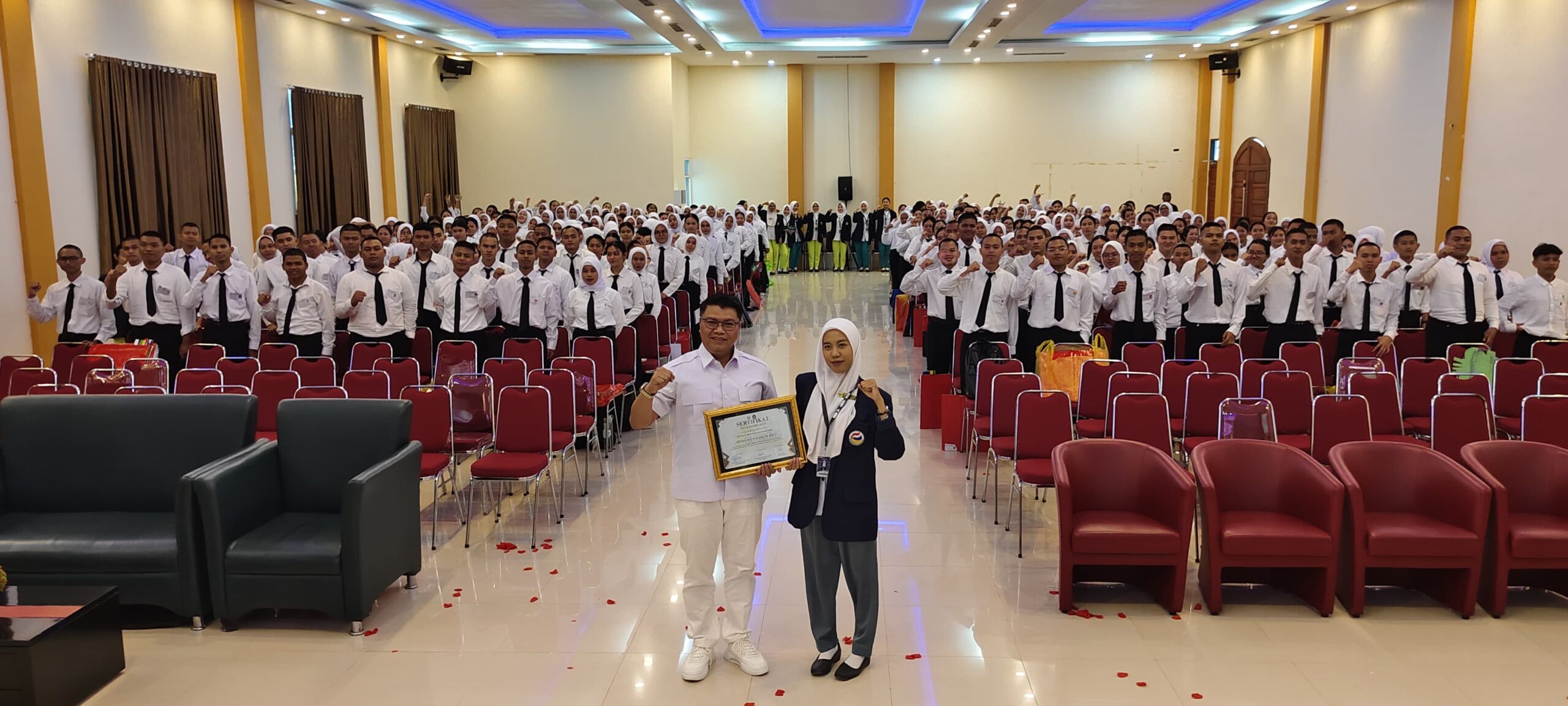 Kasi Intel Kasrem 091/ASN Berikan Kuliah Umum di ITKES Wiyata Husada Samarinda