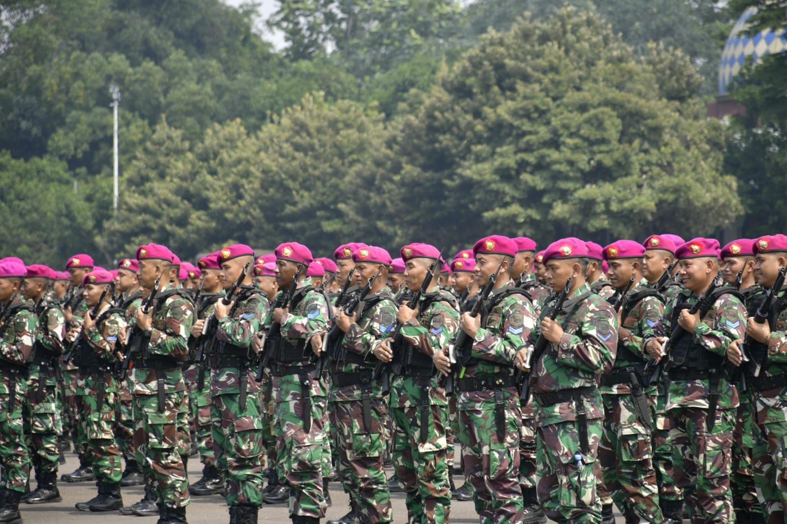 Prajurit Yonif 2 Marinir Ikuti Apel Kesiapan Kontingen TNI AL Sambut HUT TNI ke-80