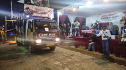 Ribuan warga berbondong-bondong menyaksikan Festival Tahunan Yang di Adakan oleh kepala desa Pandansari