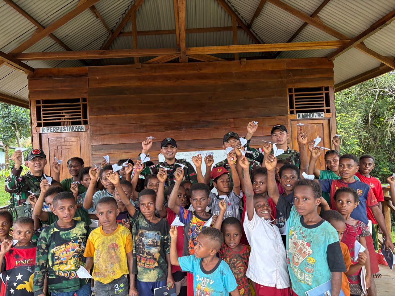 Implementasi Program Calistung oleh TNI Untuk Mendukung Pembangunan SDM di Kampung Kombut Implementasi Program Calistung oleh TNI Untuk Mendukung Pembangunan SDM di Kampung Kombut