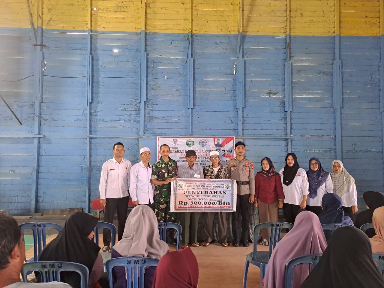 Pastikan Tepat Sasaran, Babinsa Lakukan Pendampingan Pada Warga Penerima BLT DD