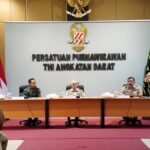 Panglima TNI Bersilaturahmi dengan Persatuan Purnawirawan TNI-AD Panglima TNI Bersilaturahmi dengan Persatuan Purnawirawan TNI-AD