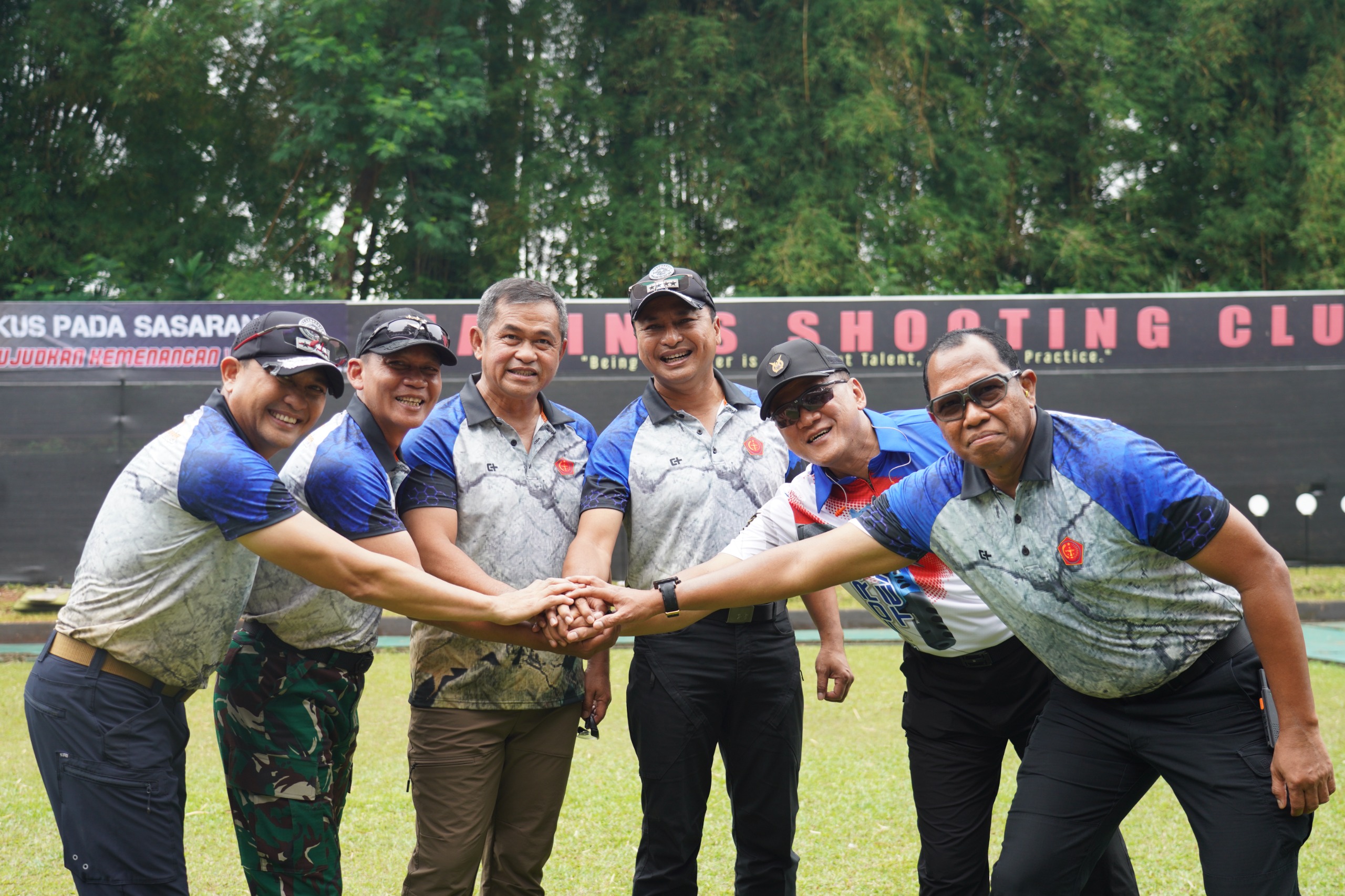 Kasad Pimpin Pati TNI AD Tumbangkan Sasaran Kasad Pimpin Pati TNI AD Tumbangkan Sasaran